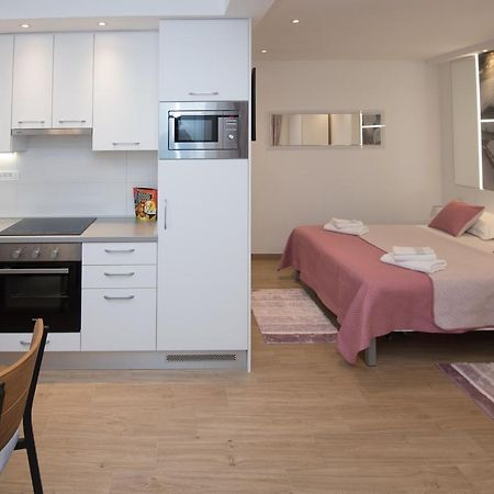 Luxury Studio Apartment Honeymoon Split Extérieur photo
