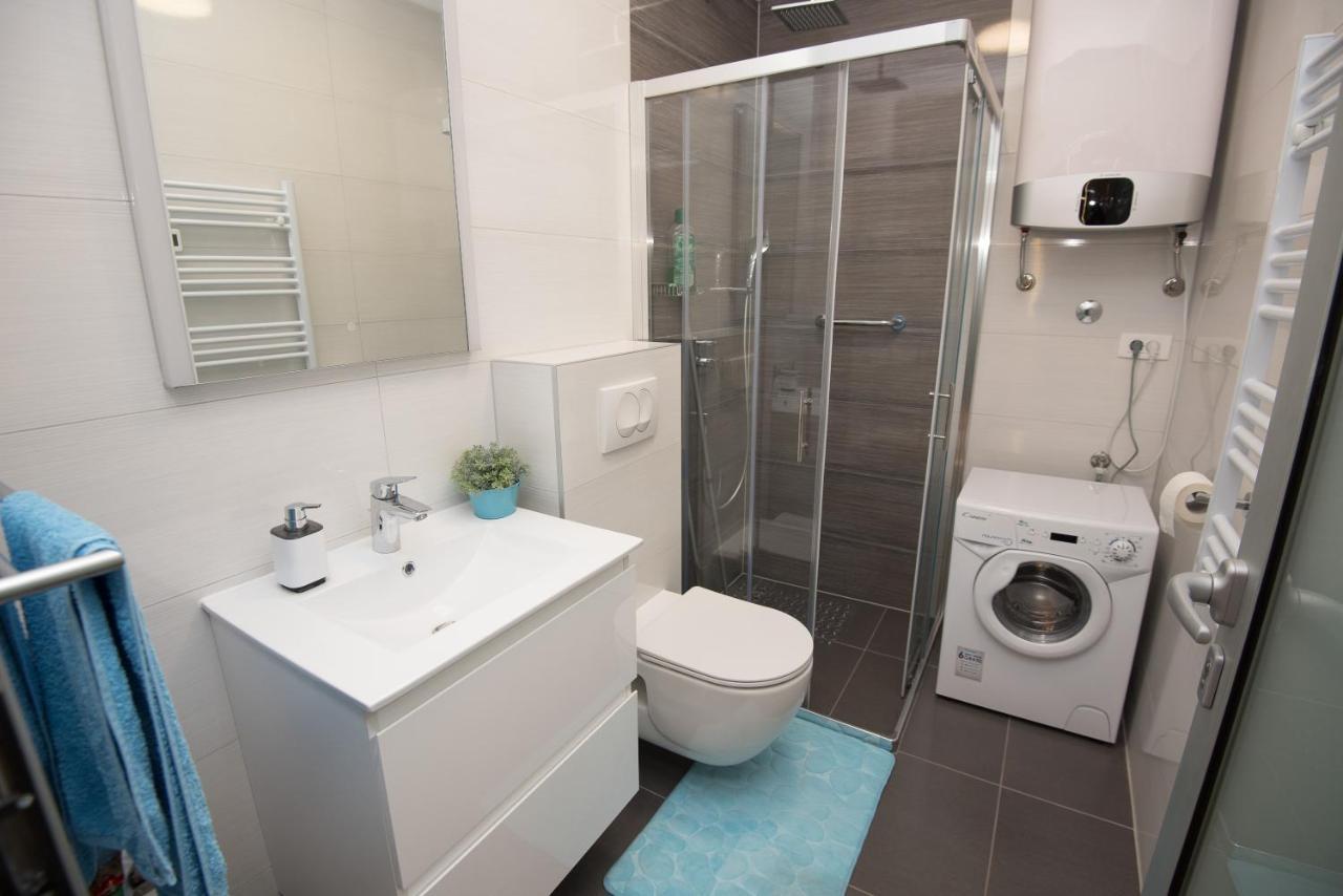 Luxury Studio Apartment Honeymoon Split Extérieur photo