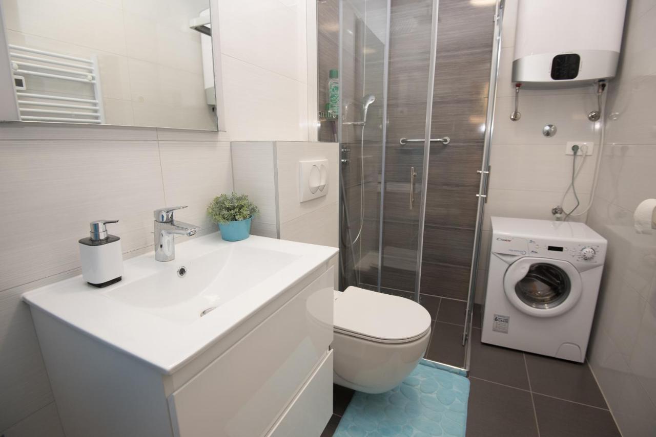 Luxury Studio Apartment Honeymoon Split Extérieur photo